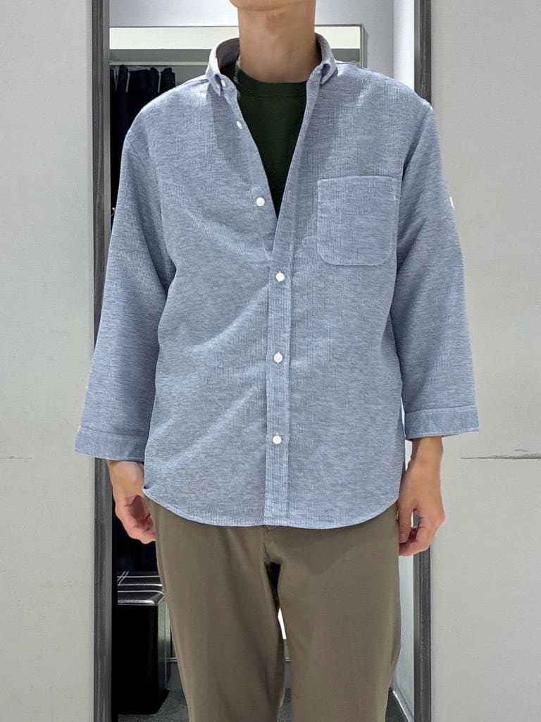 わいずみさんの「TAKEO KIKUCHI｜【360&deg;ストレッチ／セットアップ対応】None Of Stress パンツ」を使ったコーディネート