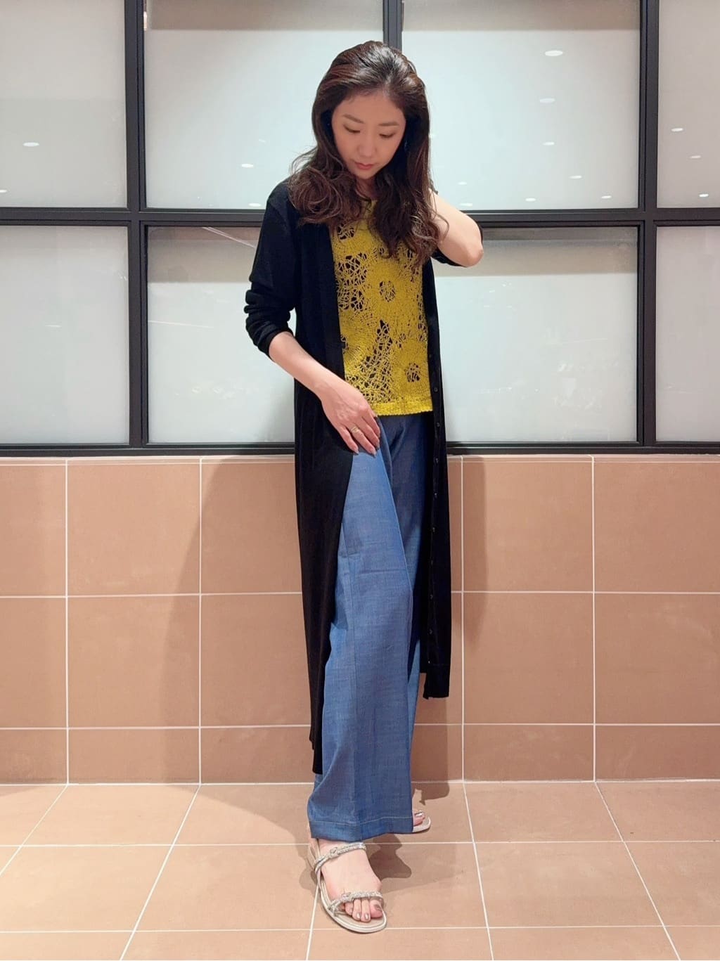 kaoriさんの「ESPERANZA｜ラインストーンサンダル」を使ったコーディネート