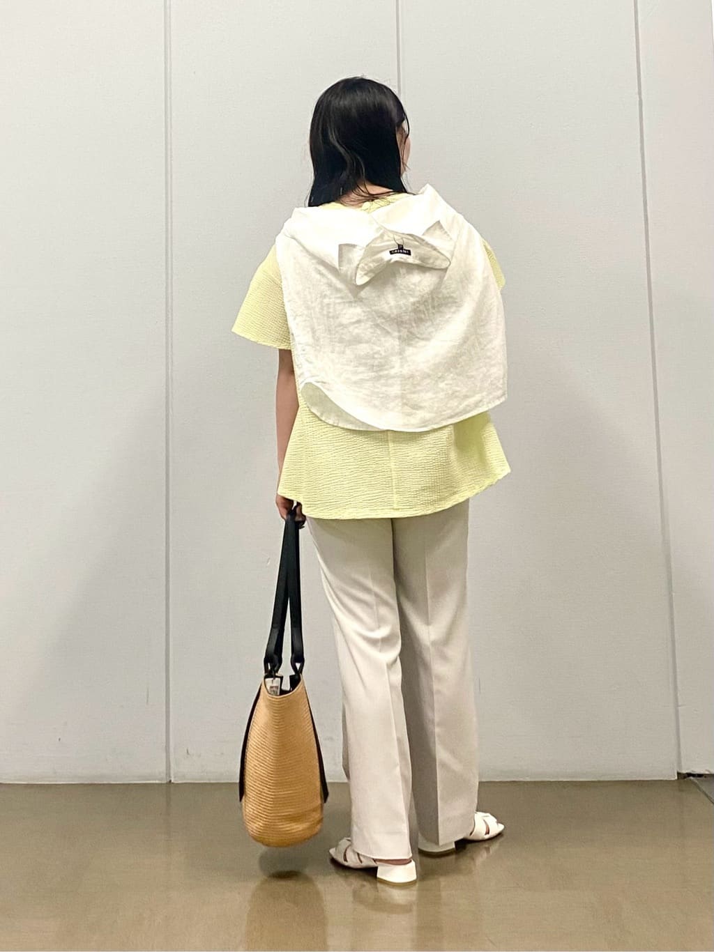 misakiさんの「INDIVI｜スクエアトップロングネックレス」を使ったコーディネート