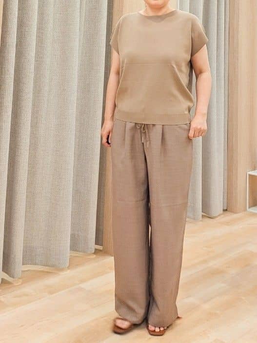 ふるさんの「grove｜ロープベルトで差がつく 洗練リラックスパンツ」を使ったコーディネート