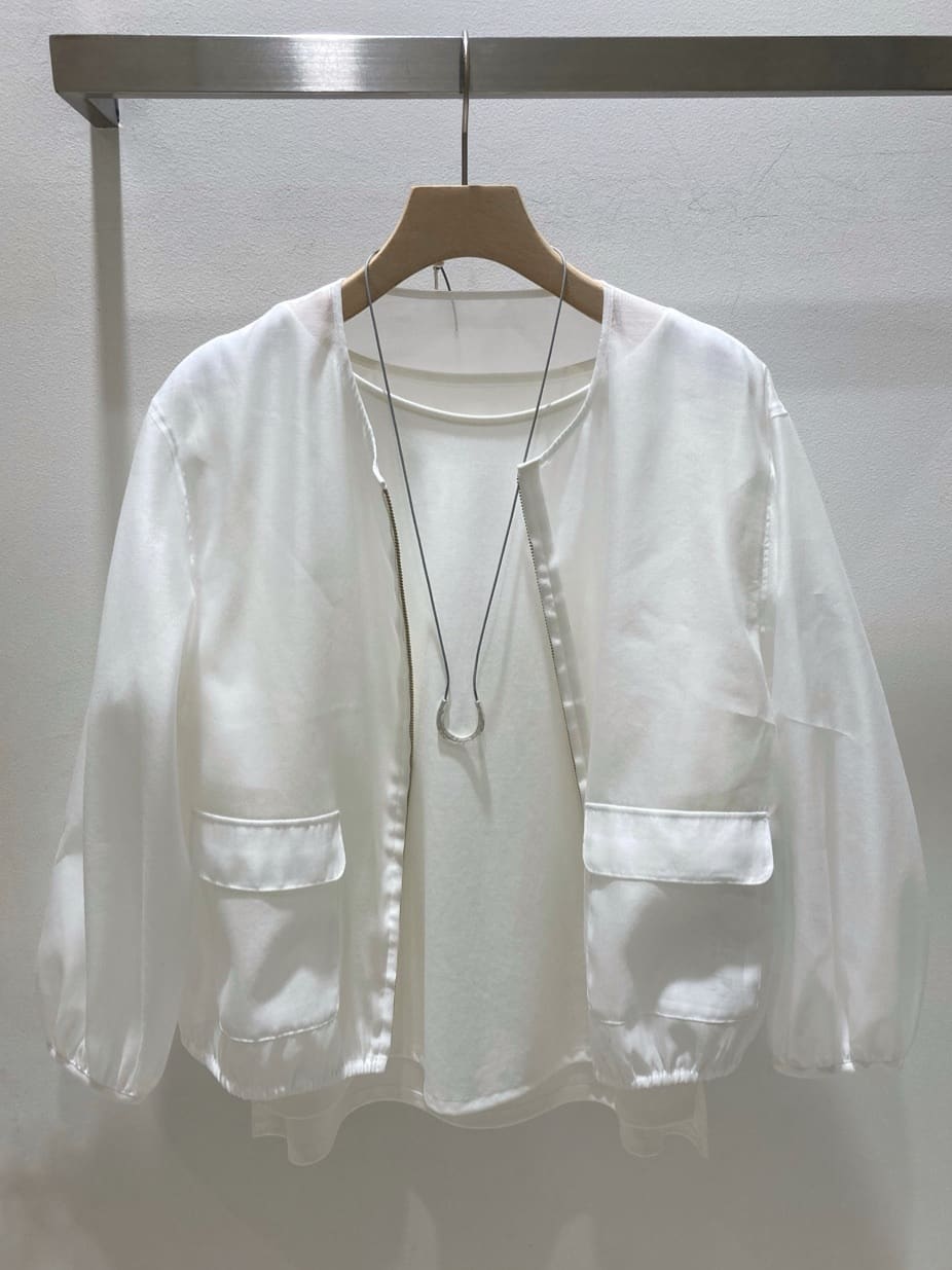 Suzuさんの「COUP DE CHANCE｜【手洗い可／日本製】小紋柄ワイドパンツ」を使ったコーディネート