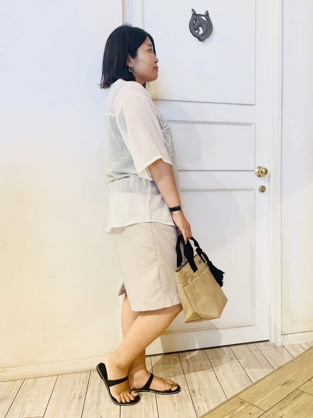 すーさんの「SHOO･LA･RUE｜◆【高レビュー】夏を彩る ジュートランチトートバッグ」を使ったコーディネート