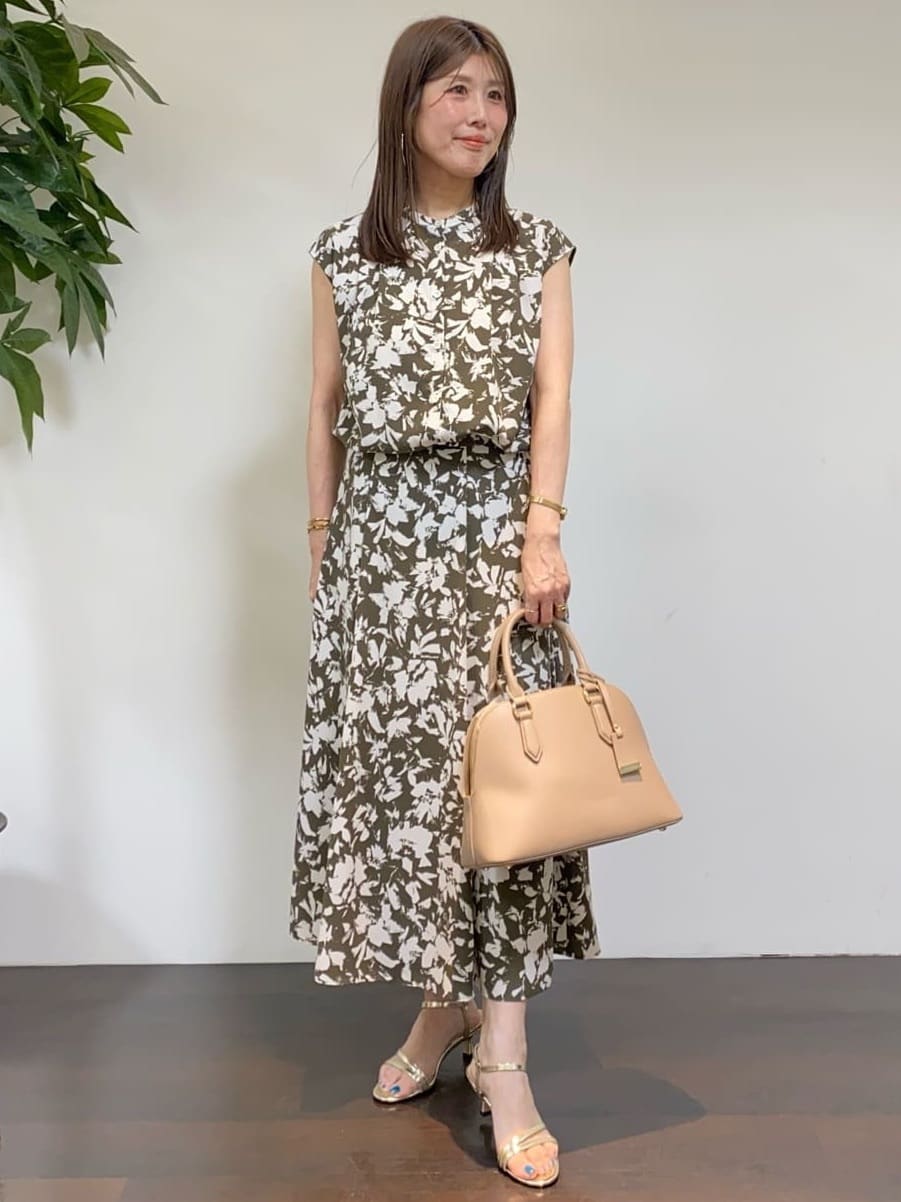 tomoさんの「UNTITLED｜◆ビッグトップネックレス」を使ったコーディネート