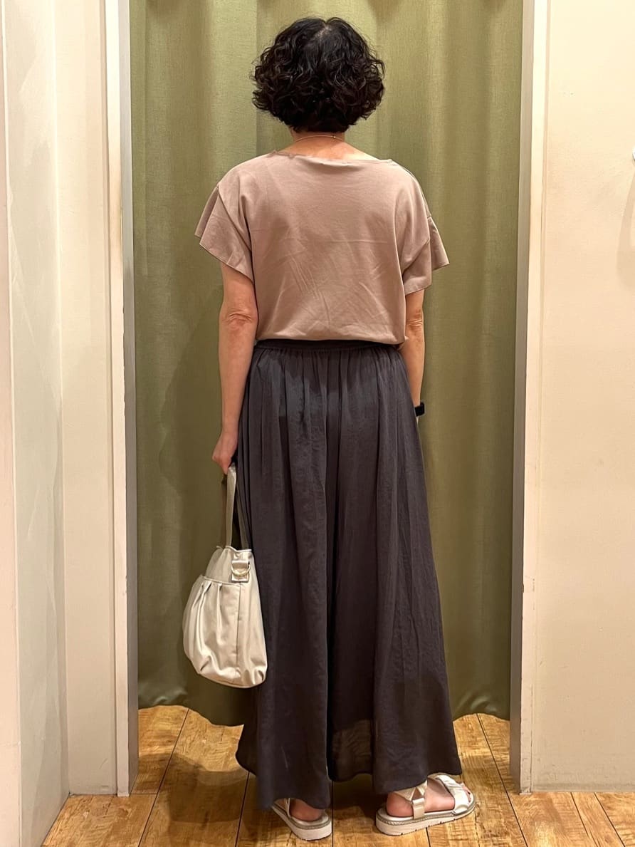 ☆ほしさんの「SHOO･LA･RUE｜【汗ジミ防止/ひんやり/UV】フリルスリーブTシャツ」を使ったコーディネート