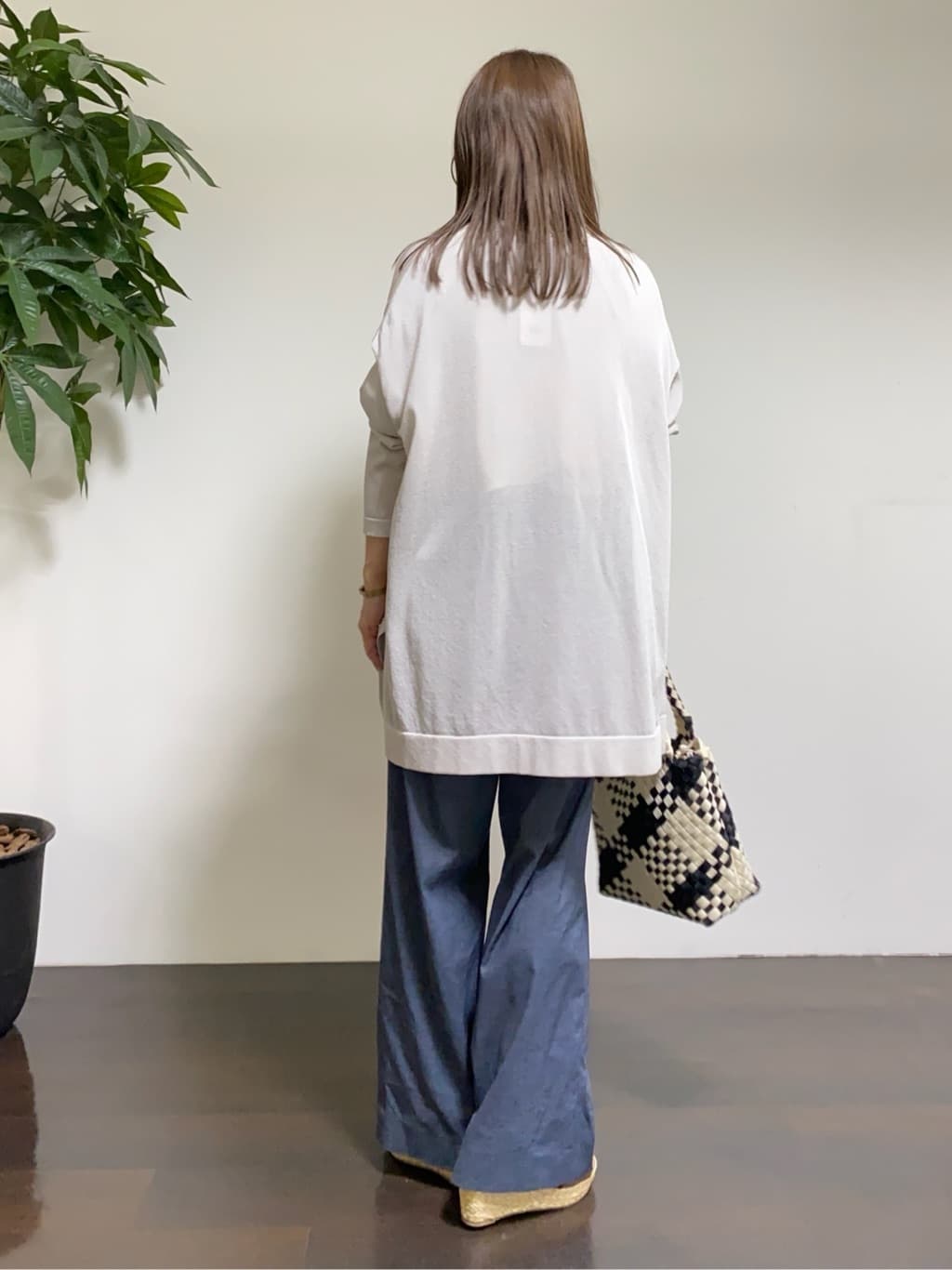 tomoさんの「UNTITLED｜【ステンレス】ショートラリエット」を使ったコーディネート