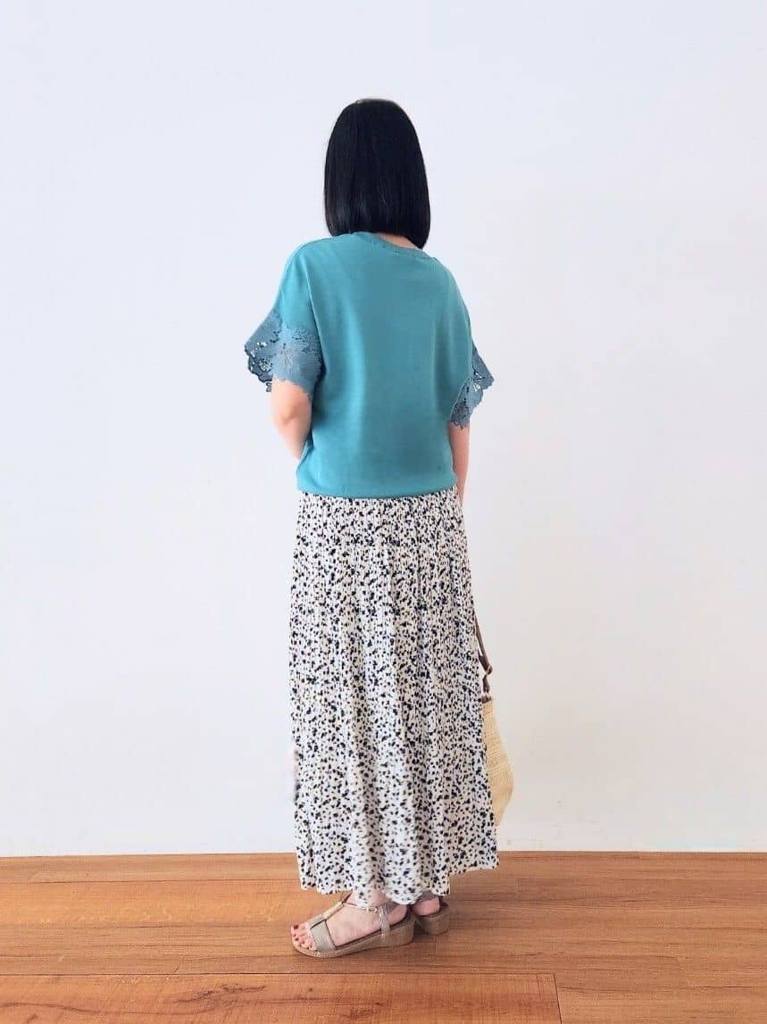 くまさんの「SHOO･LA･RUE｜【S-LL/ひんやり/UV/】大人上品な お袖レースニット」を使ったコーディネート