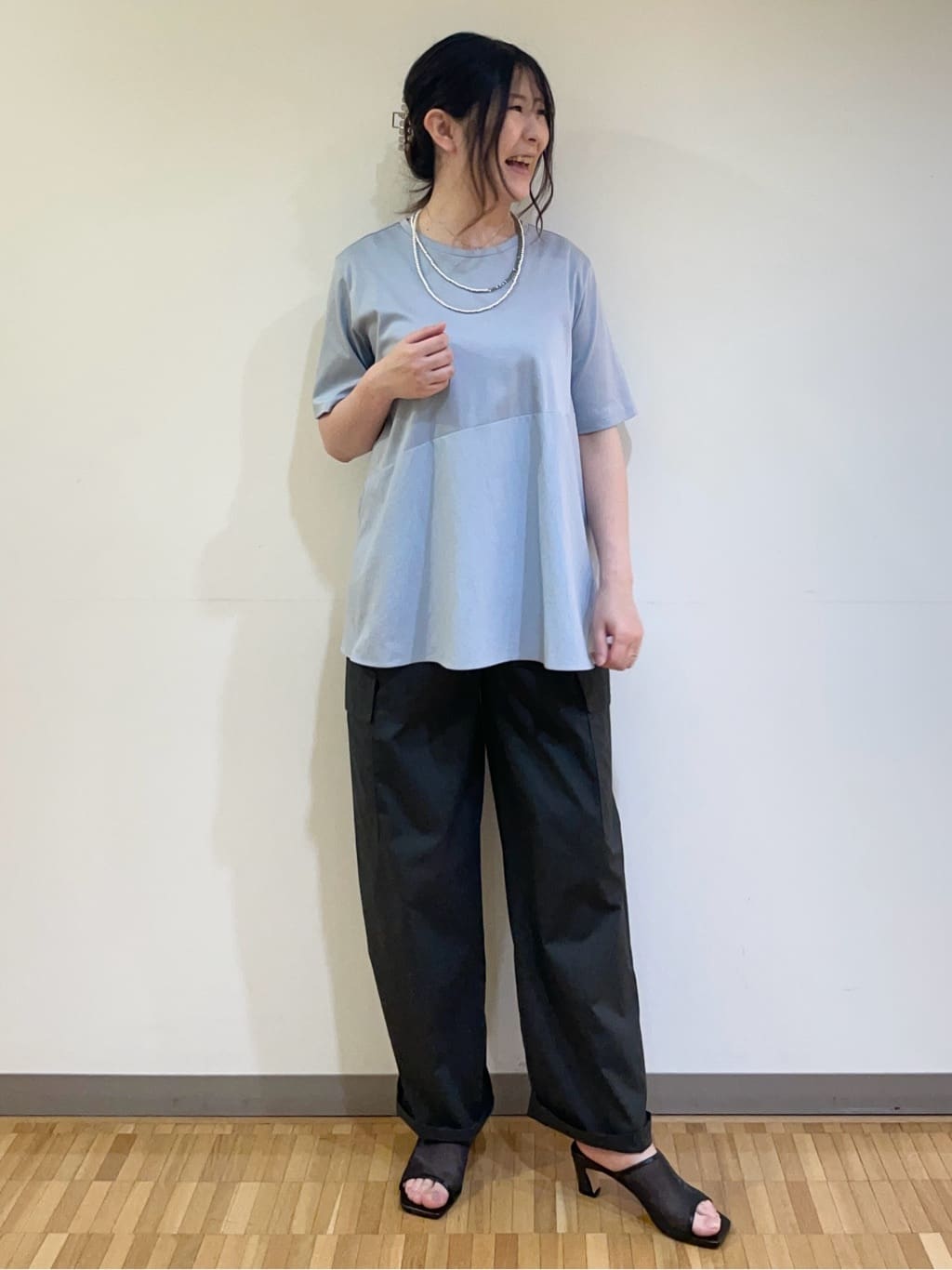 フナキさんの「UNTITLED｜」を使ったコーディネート