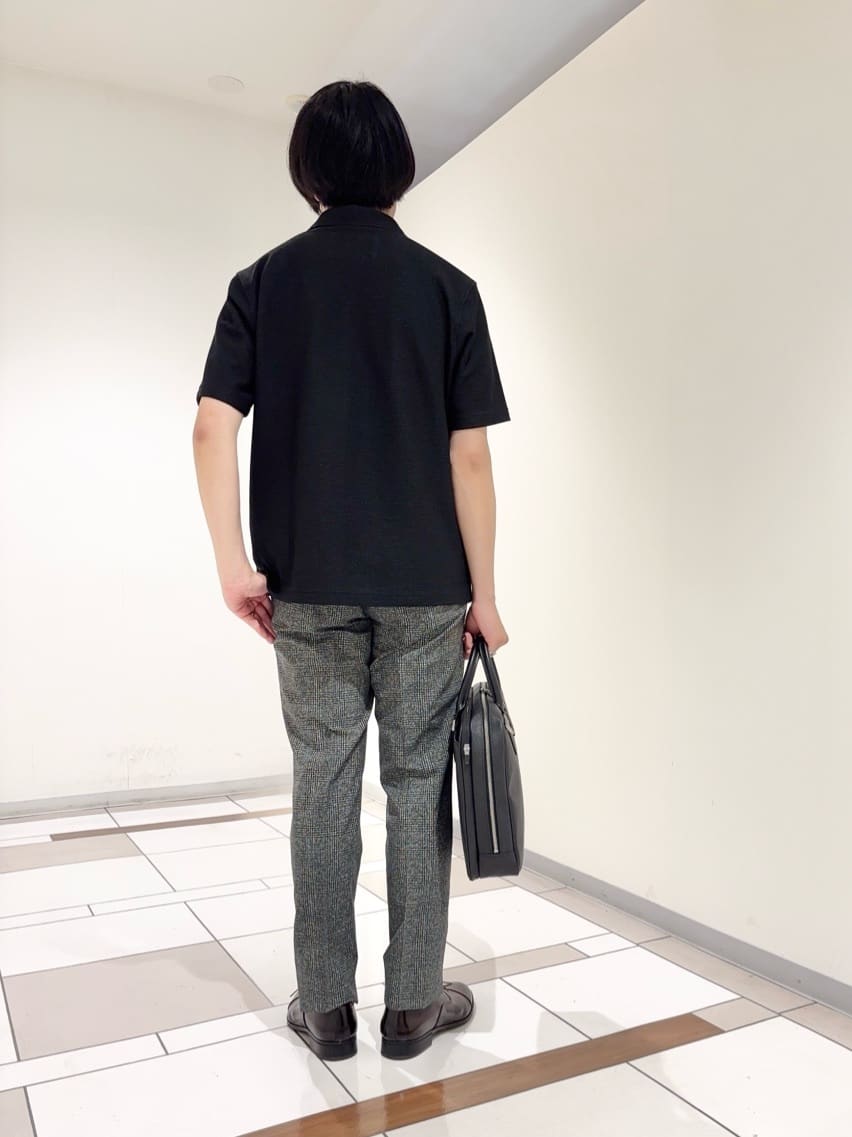 及川さんの「TAKEO KIKUCHI｜【抗菌防臭／9色5サイズ展開】ハニカムメランジ ポロシャツ」を使ったコーディネート