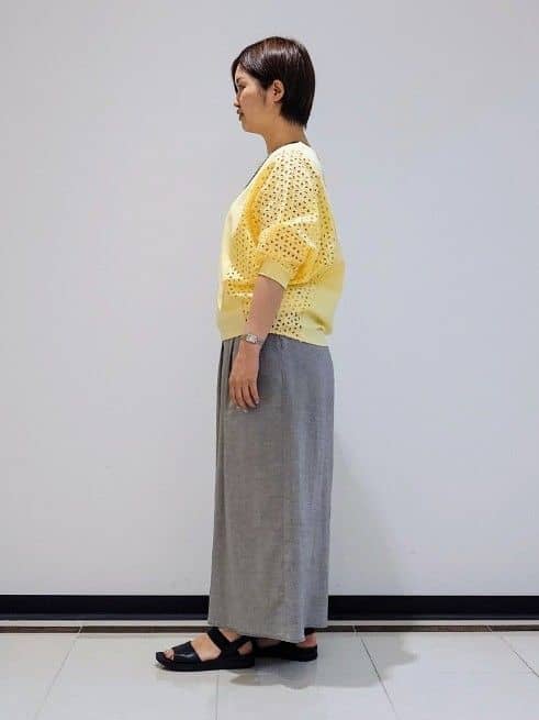 gissyさんの「INDIVI｜【洗える／清涼感◎】ワイドフレアパンツ／スカーチョ」を使ったコーディネート