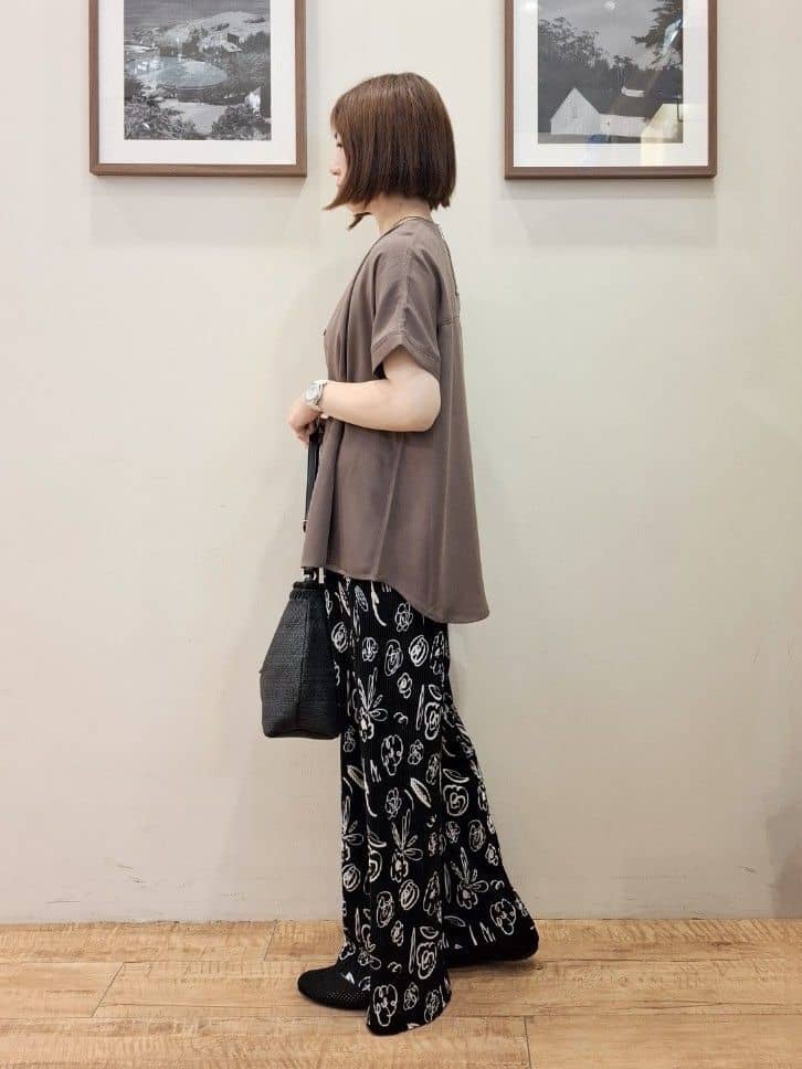 まあるさんの「SHOO･LA･RUE｜【洗える/プチプラ】大人の抜け感をプラスする バンドカラーシャツ」を使ったコーディネート