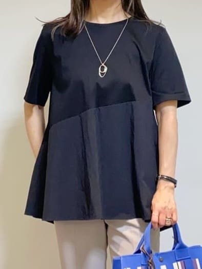 tomoさんの「UNTITLED｜マーブルドロップネックレス」を使ったコーディネート