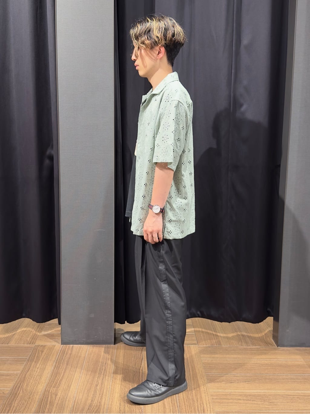 tomoyaさんの「THE SHOP TK｜アートグラフィック 半袖Tシャツ 洗濯機OK」を使ったコーディネート