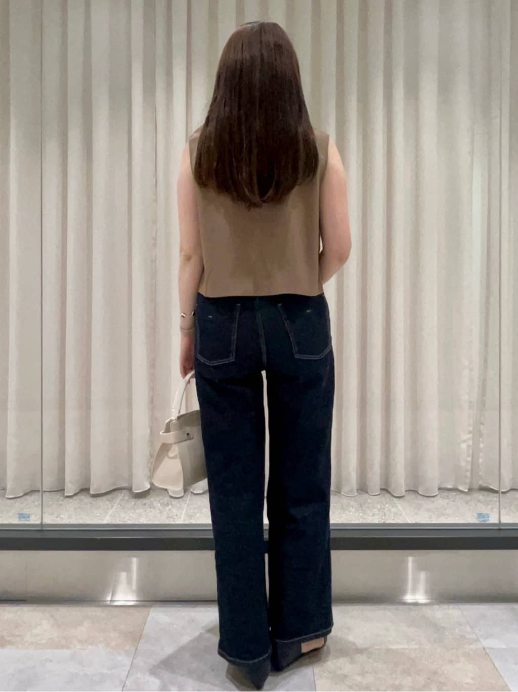maiさんの「OPAQUE.CLIP｜ショートテーラードジレ【接触冷感／洗濯機洗い可】」を使ったコーディネート