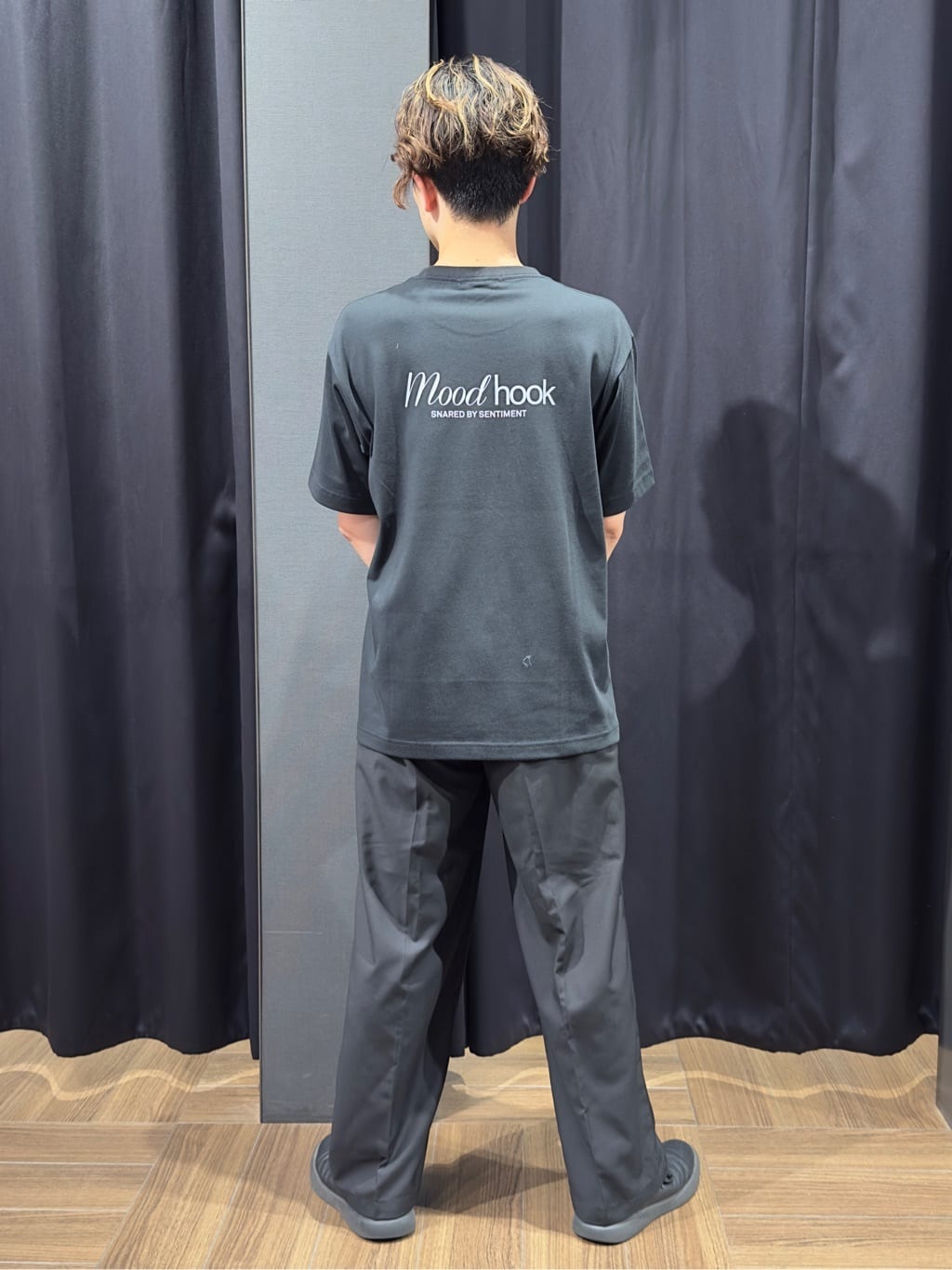 tomoyaさんの「THE SHOP TK｜アートグラフィック 半袖Tシャツ 洗濯機OK」を使ったコーディネート