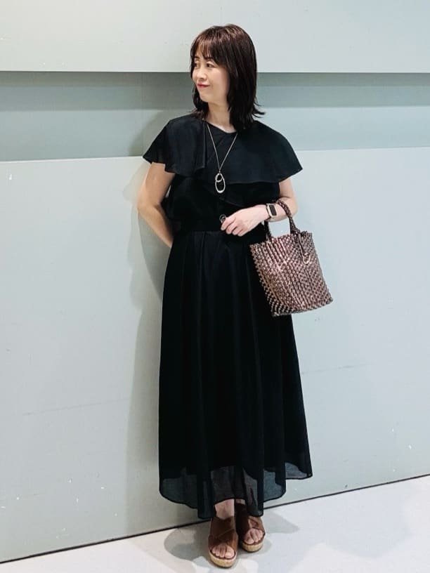 makiさんの「UNTITLED｜【きれいめ/洗える/フリル】ラッフルシアーブラウス」を使ったコーディネート
