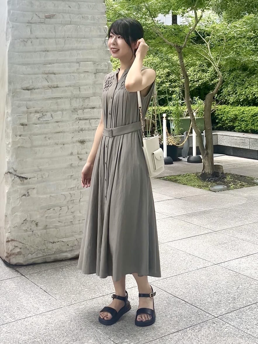 cotaniさんの「grove｜履き心地◎！フットベッドサンダル」を使ったコーディネート