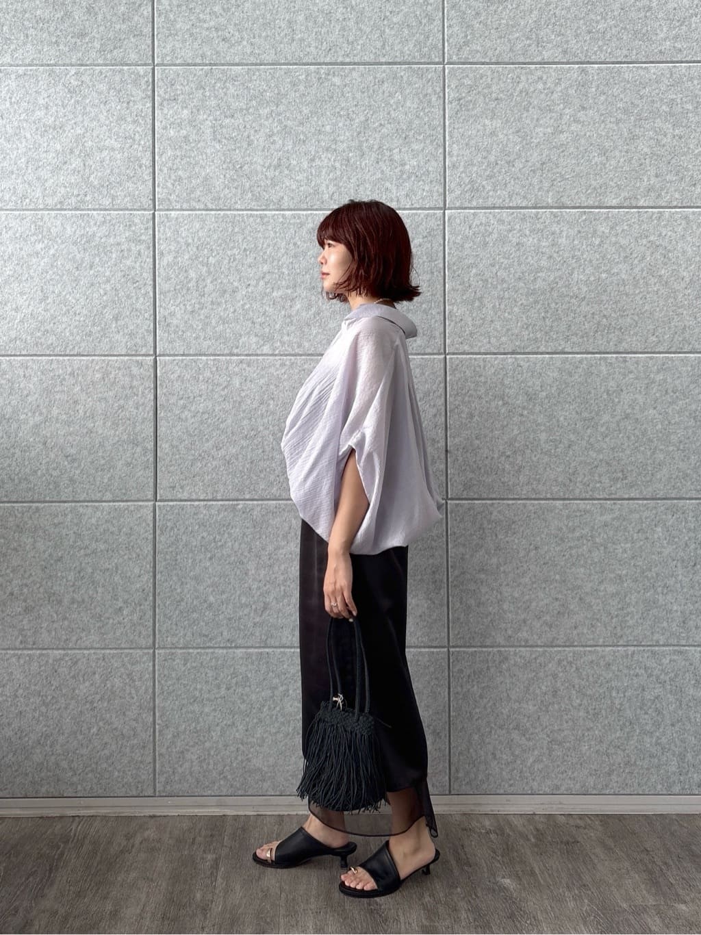 UKIさんの「INDIVI｜バルーンフォルムブラウス」を使ったコーディネート