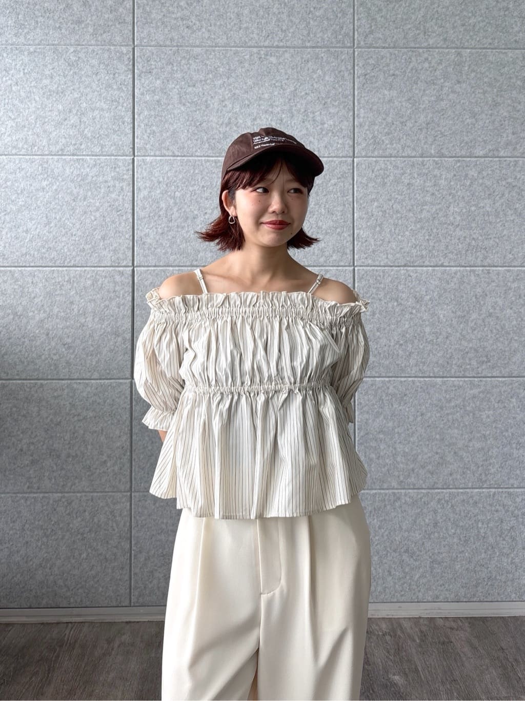 UKIさんの「INDIVI｜バッククロスモードパンツ」を使ったコーディネート