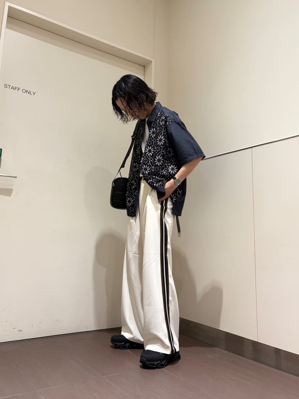 ナノシーさんの「tk.TAKEO KIKUCHI｜ラインスラックス」を使ったコーディネート