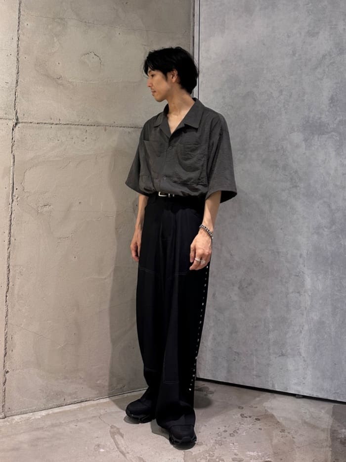 岡崎喬太さんの「tk.TAKEO KIKUCHI｜」を使ったコーディネート