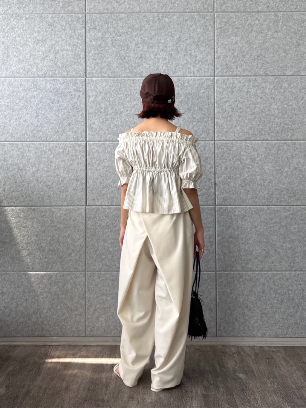 UKIさんの「INDIVI｜バッククロスモードパンツ」を使ったコーディネート