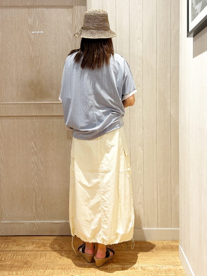 yukaさんの「SHOO･LA･RUE｜【ひんやり/UV】高気温でも快適に インせず決まるドルマントップス」を使ったコーディネート