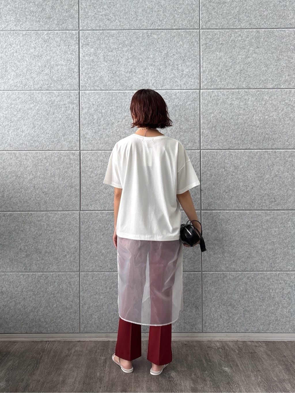 UKIさんの「INDIVI｜シアードッキングTシャツ」を使ったコーディネート