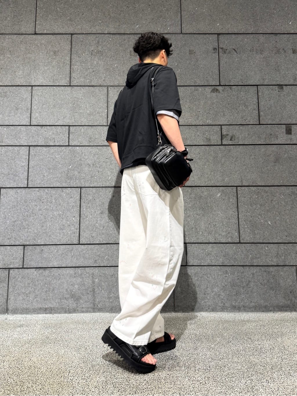 HARUさんの「tk.TAKEO KIKUCHI｜スタッズ ダブルZIPパーカ」を使ったコーディネート