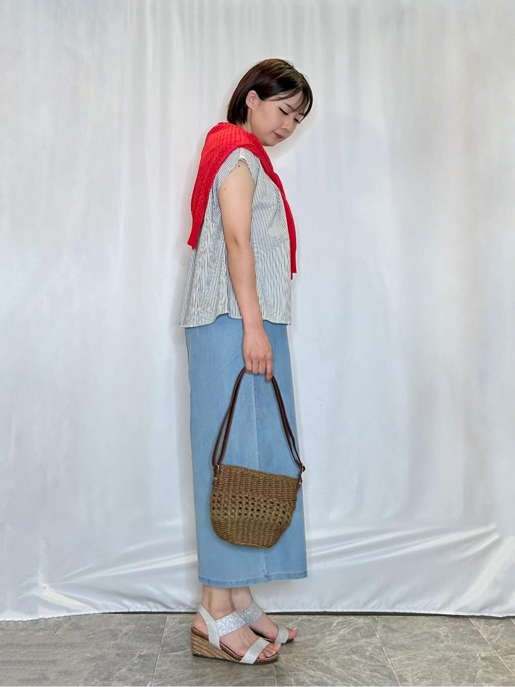 ネリさんの「SHOO･LA･RUE｜【S-LL】透かし編みが大人上品 マルチボタンニットカーディガン」を使ったコーディネート