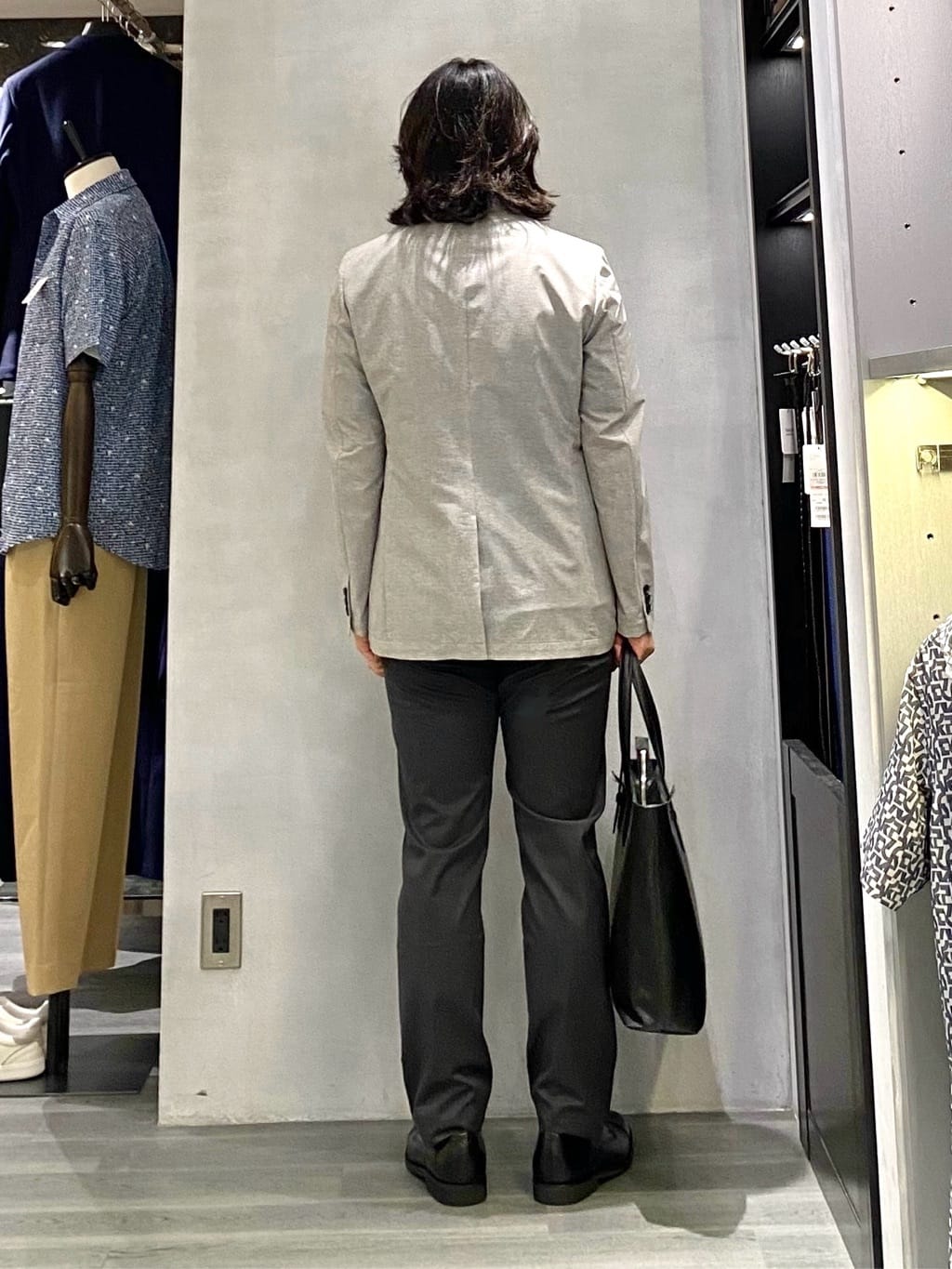 nishiさんの「TAKEO KIKUCHI｜【抗菌防臭】COOL DOTS（R）ドビープリント ジャケット」を使ったコーディネート