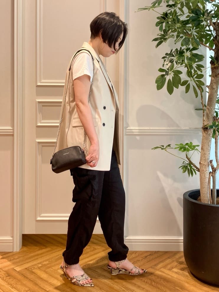 konominさんの「DRESSTERIOR｜」を使ったコーディネート