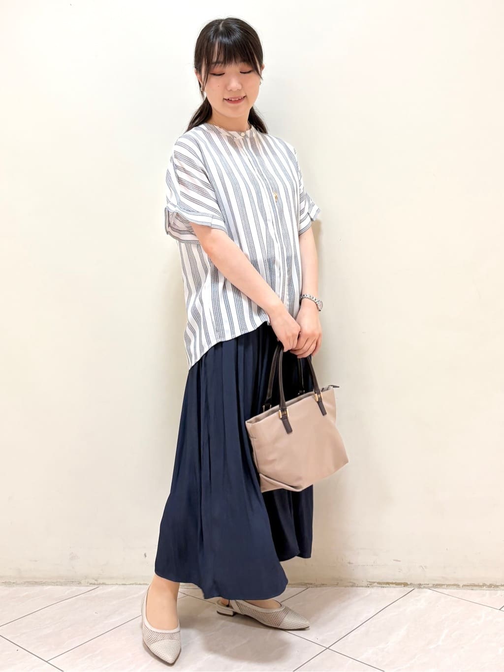 mikiさんの「Reflect｜【洗える】ドビーストライプブラウス」を使ったコーディネート