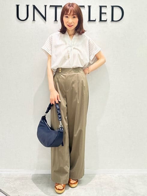 Miwaさんの「UNTITLED｜【洗える/スキッパー】フレンチスリーブシアーブラウス」を使ったコーディネート