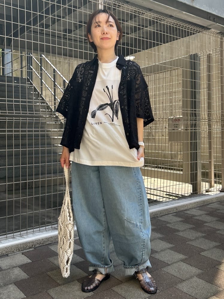 ga_riさんの「THE SHOP TK｜異素材切替フォトプリントTシャツ【洗える】」を使ったコーディネート