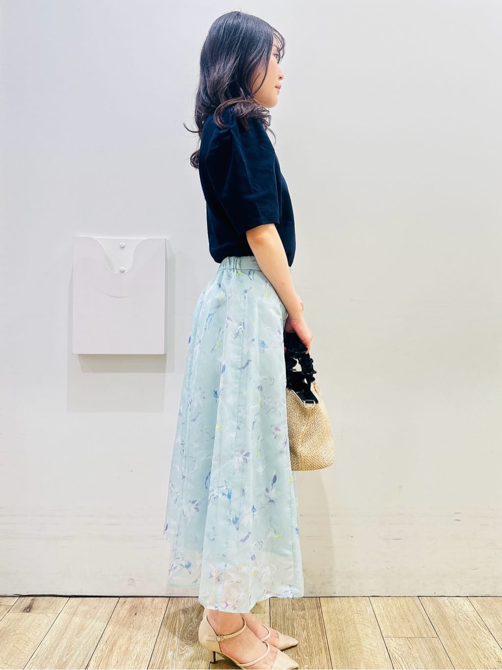 MOMOさんの「index｜《7色展開／XS-LLサイズ》多機能タックスリーブトップス【汗ジミ防止／吸水速乾／接触冷感／UVケア」を使ったコーディネート