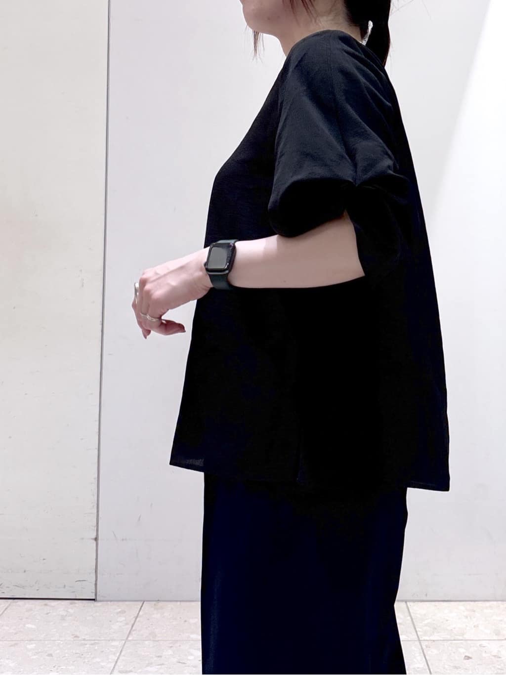 mameさんの「OPAQUE.CLIP｜美脚イージーワイドパンツ【防シワ／洗濯機洗い可／抗ピル／ストレッチ】《丈が選べる／SS-LLサイズ／」を使ったコーディネート