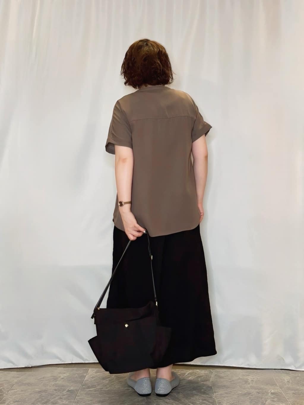 たみさんの「SHOO･LA･RUE｜【洗える/プチプラ】大人の抜け感をプラスする バンドカラーシャツ」を使ったコーディネート