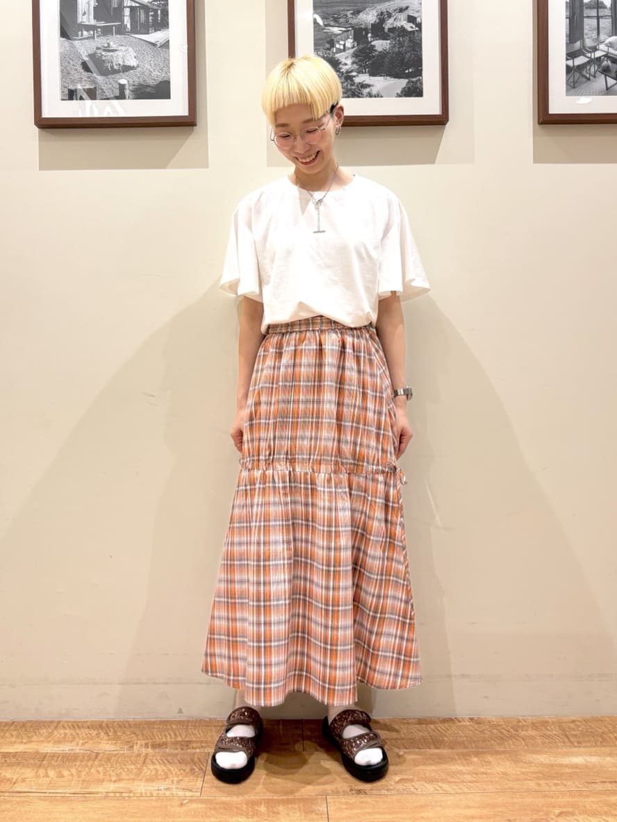 Ayumiさんの「SHOO･LA･RUE｜【S-LL】シルエットが変えられる チェック柄リボンフレアスカート」を使ったコーディネート