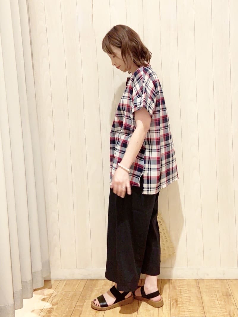 あいこさんの「SHOO･LA･RUE｜【ひんやり/UV】キレイもすっきりも叶える マリン風ガウチョパンツ」を使ったコーディネート