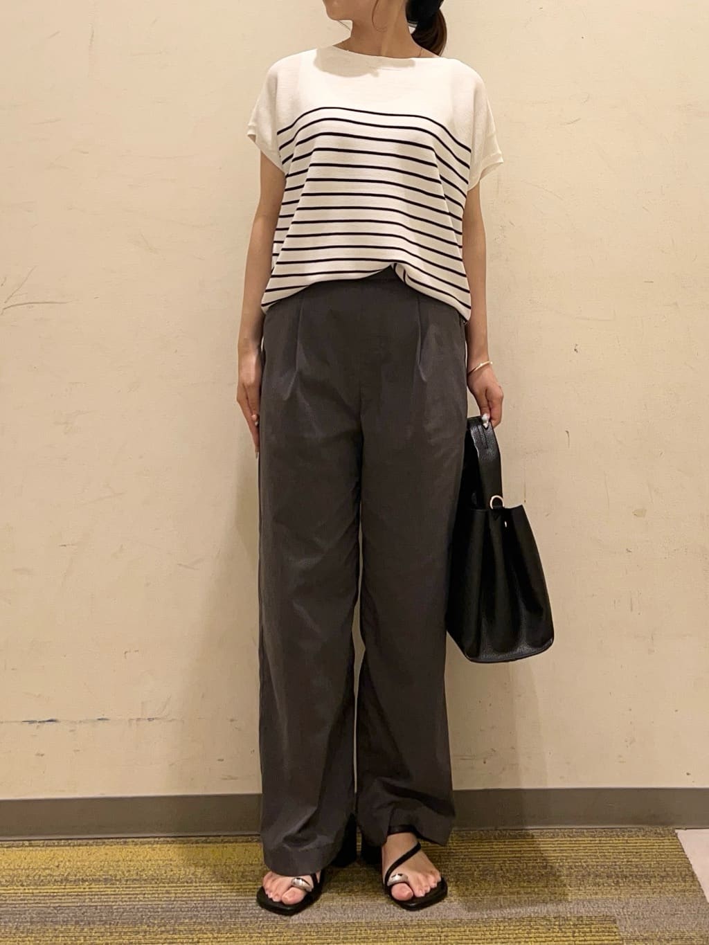 かのさんの「THE SHOP TK｜【6色展開】さらさらフレンチニット【毛玉になりにくい/洗濯機OK】」を使ったコーディネート