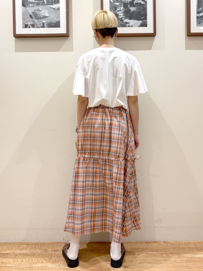 Ayumiさんの「SHOO･LA･RUE｜【S-LL】シルエットが変えられる チェック柄リボンフレアスカート」を使ったコーディネート
