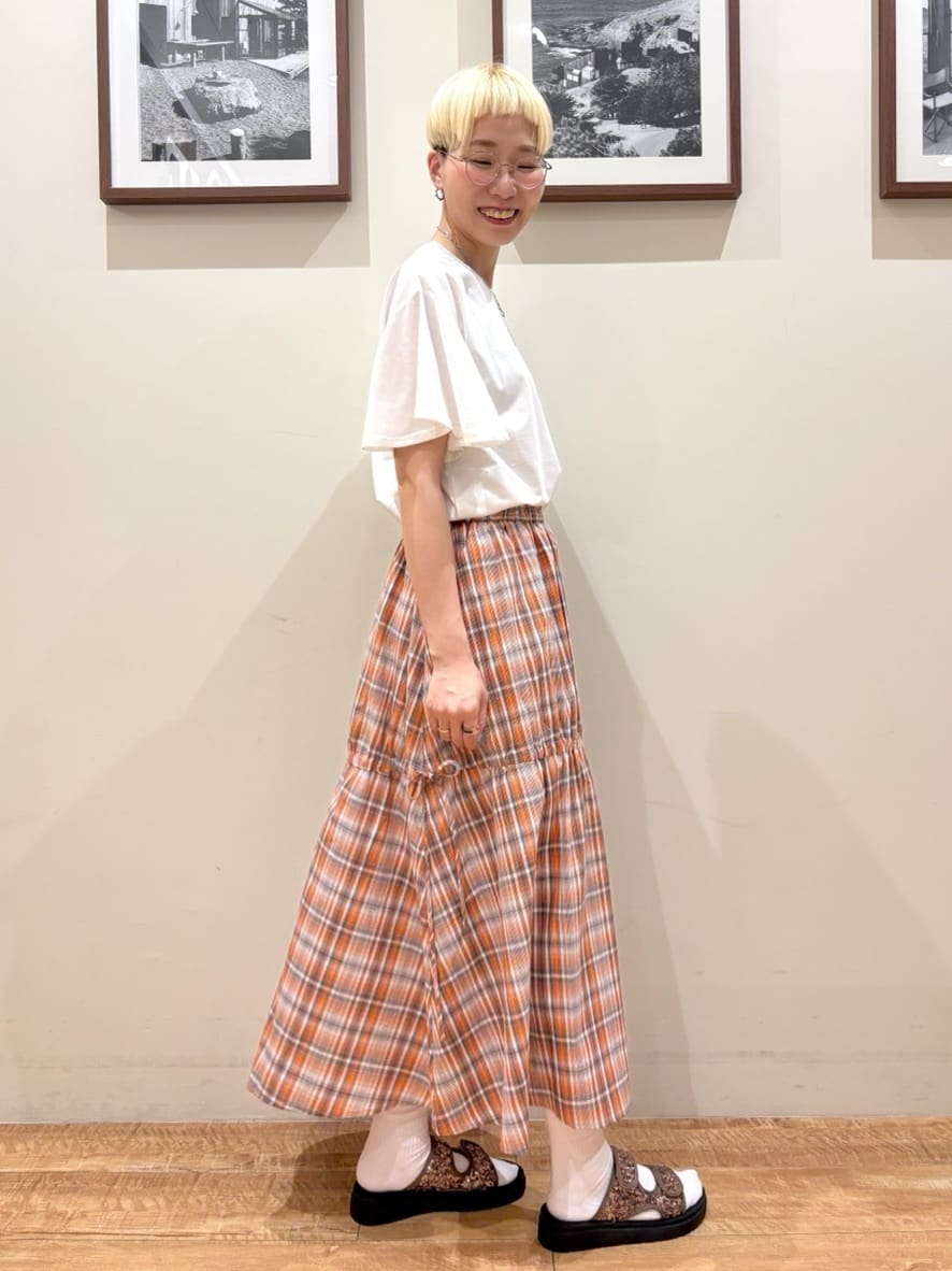 Ayumiさんの「SHOO･LA･RUE｜【S-LL】シルエットが変えられる チェック柄リボンフレアスカート」を使ったコーディネート