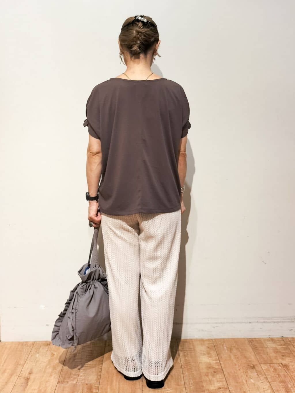 YUKIさんの「SHOO･LA･RUE｜【S-LL/UV/プチプラ】お袖タックで好印象 デザインTシャツ」を使ったコーディネート