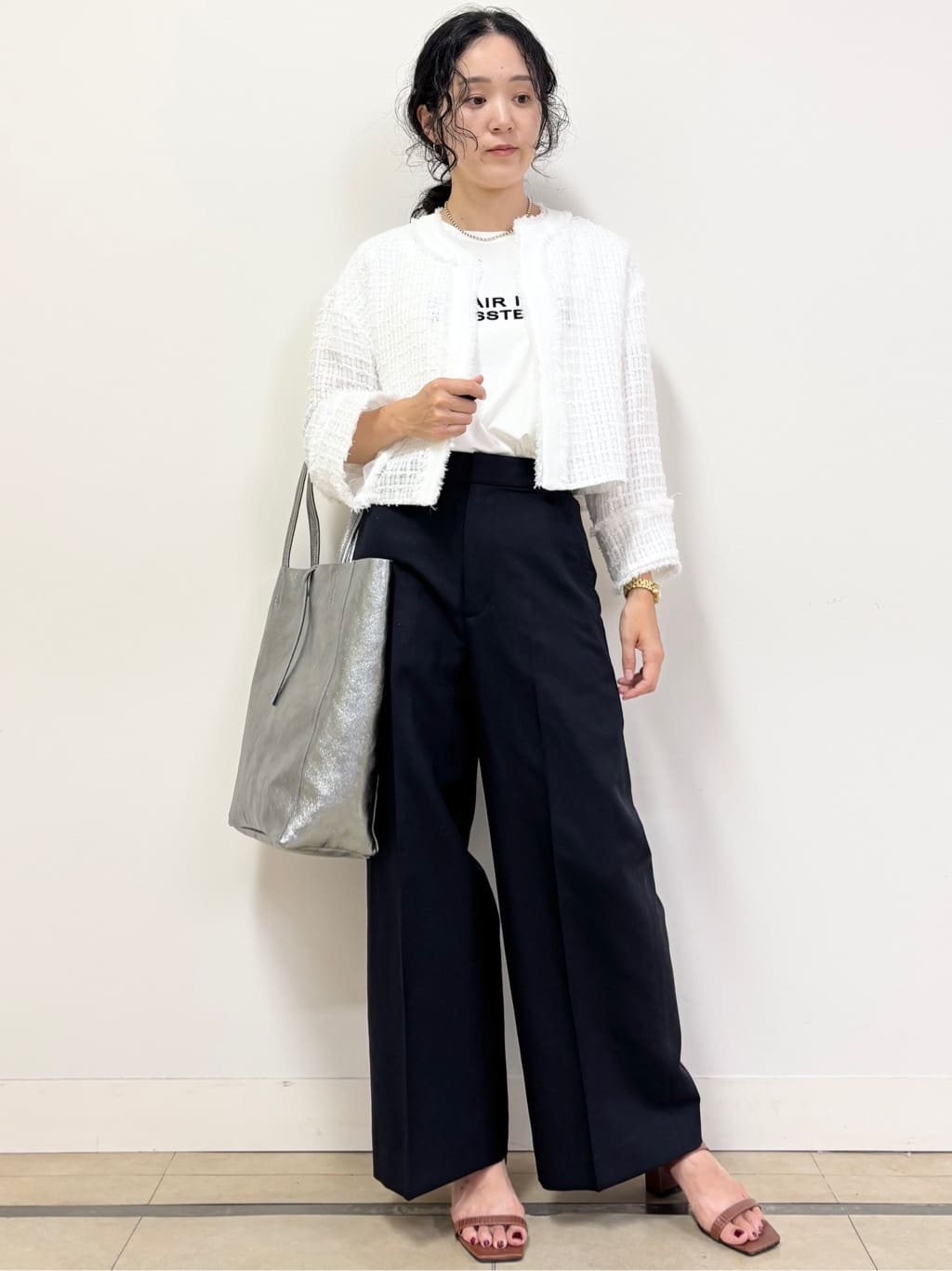 YOKOTAさんの「DRESSTERIOR｜」を使ったコーディネート