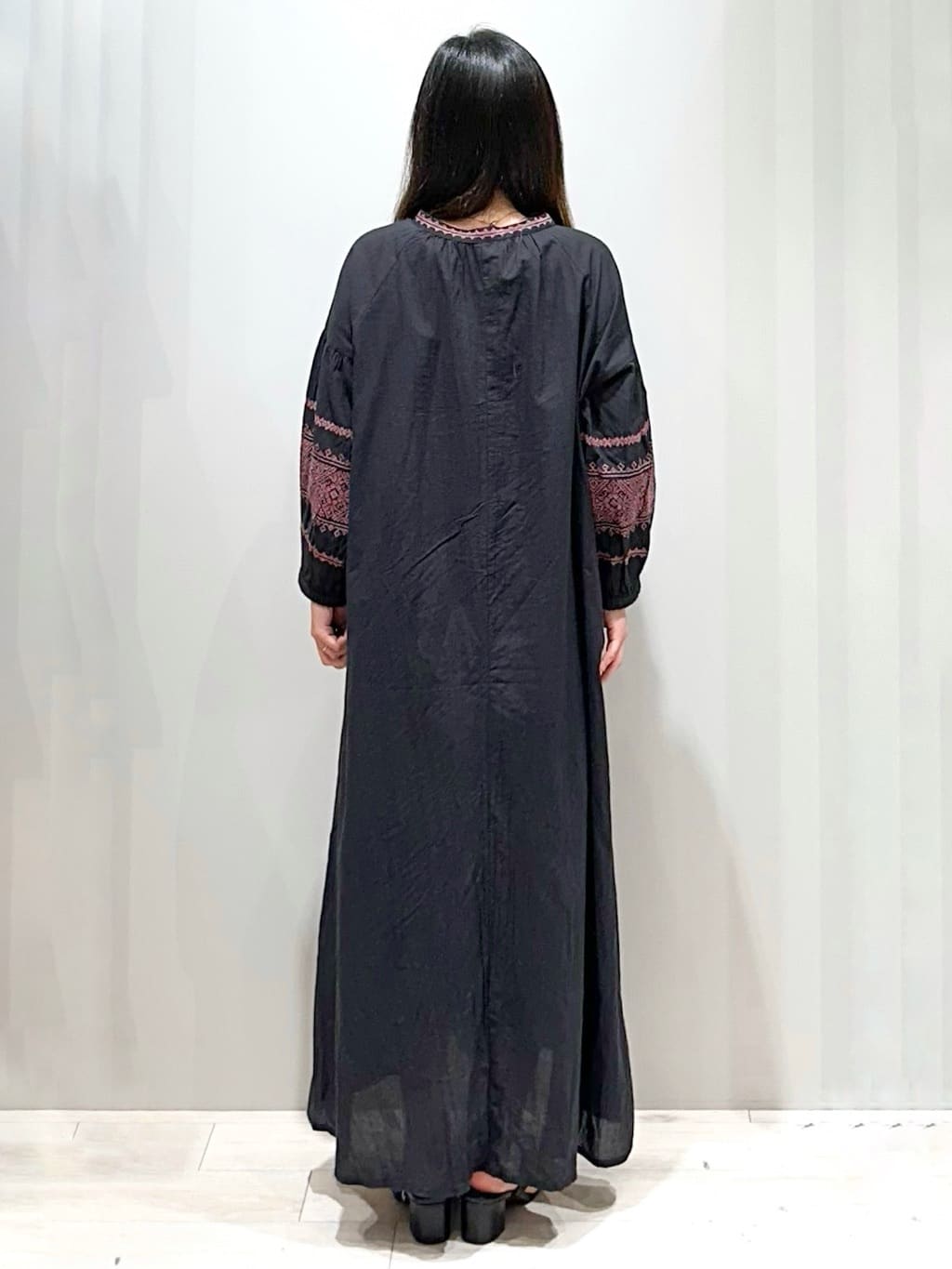 Iguさんの「THE SHOP TK｜」を使ったコーディネート