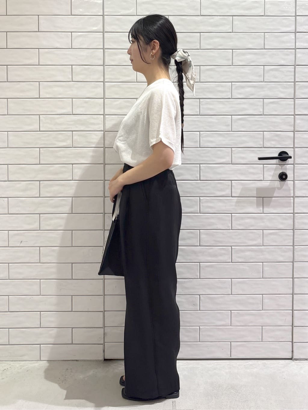 ayumiさんの「OPAQUE.CLIP｜《5色展開／S-LLサイズ》リラクシーメッシュニット【洗濯機洗い可】」を使ったコーディネート