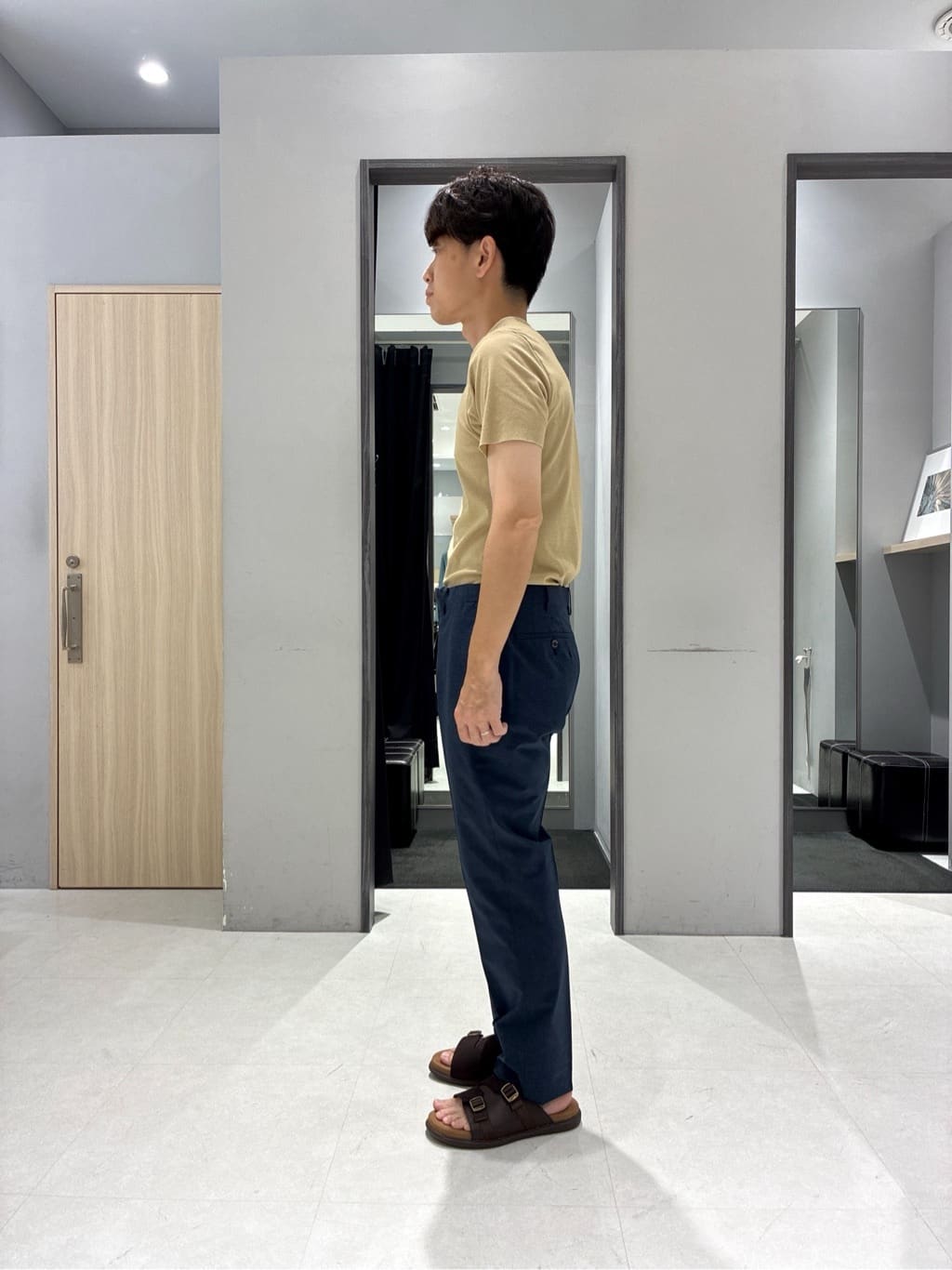 わいずみさんの「TAKEO KIKUCHI｜【抗菌防臭／5サイズ展開】ハイゲージポンチ Tシャツ」を使ったコーディネート