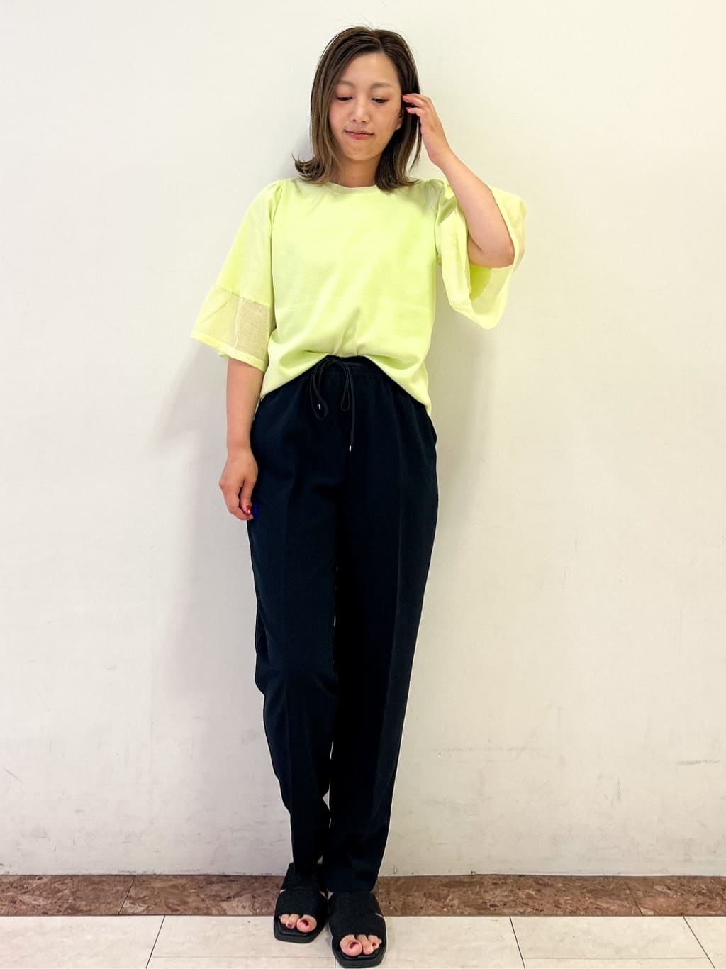madokaさんの「OPAQUE.CLIP｜《5色展開》シアーフレアスリーブニット【洗濯機洗い可】」を使ったコーディネート