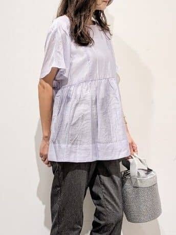 machiさんの「OPAQUE.CLIP｜麻混シアーペプラムブラウス【洗濯機洗い可】」を使ったコーディネート