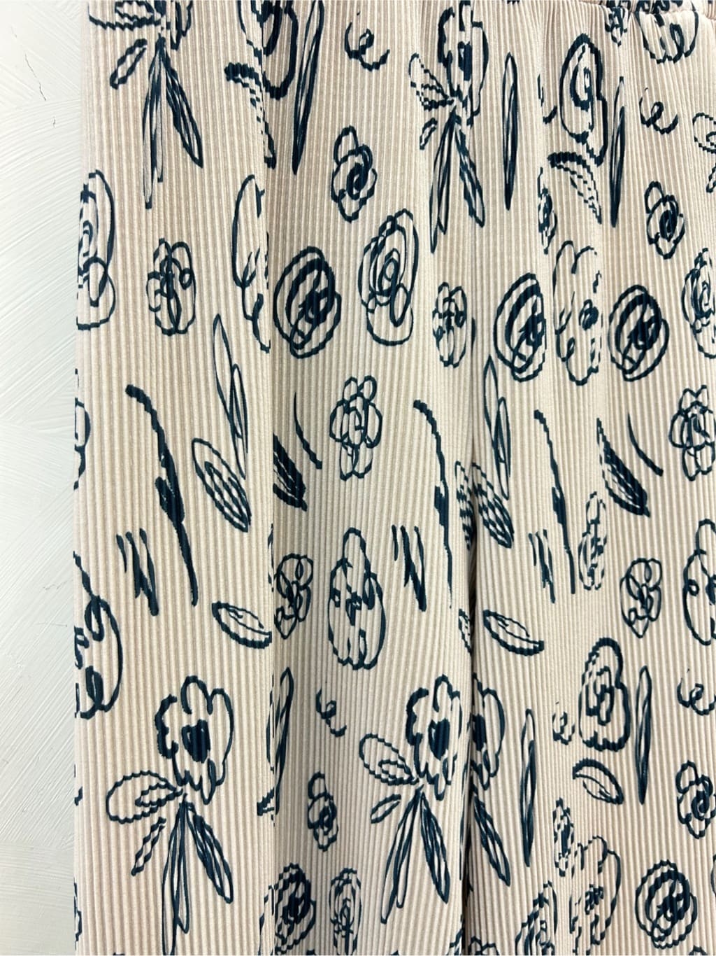 あんこさんの「SHOO･LA･RUE｜【洗える/S-LL/プチプラ】さらっとすっきりきれい見え スキッパーブラウス」を使ったコーディネート